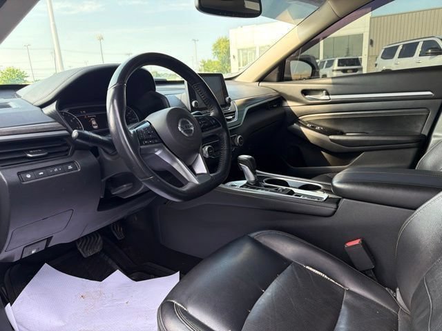 Used 2020 Nissan Altima 2.5 SL FWD image 12