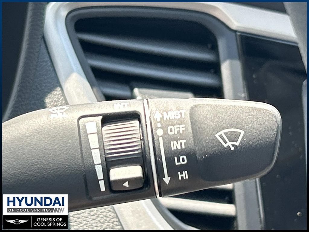 Used 2022 Hyundai Accent SE FWD image 31