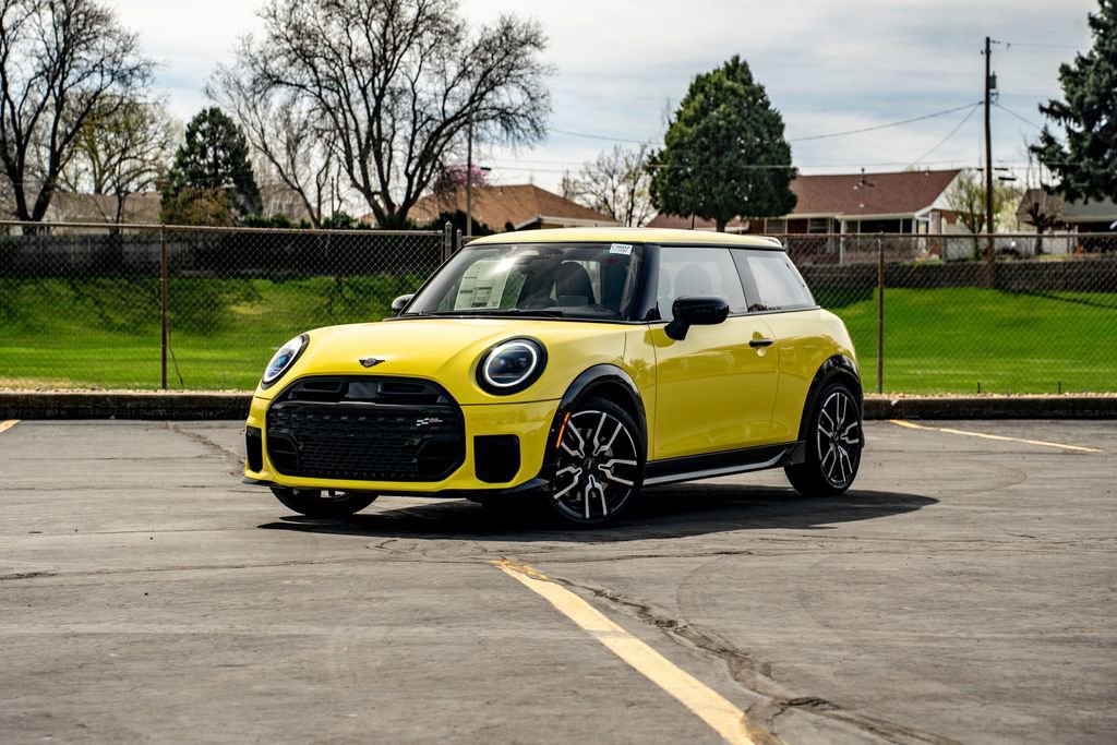 New 2026 MINI Cooper S image 1