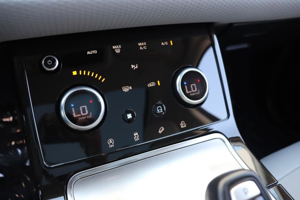 Used 2023 Land Rover Range Rover Evoque S image 56