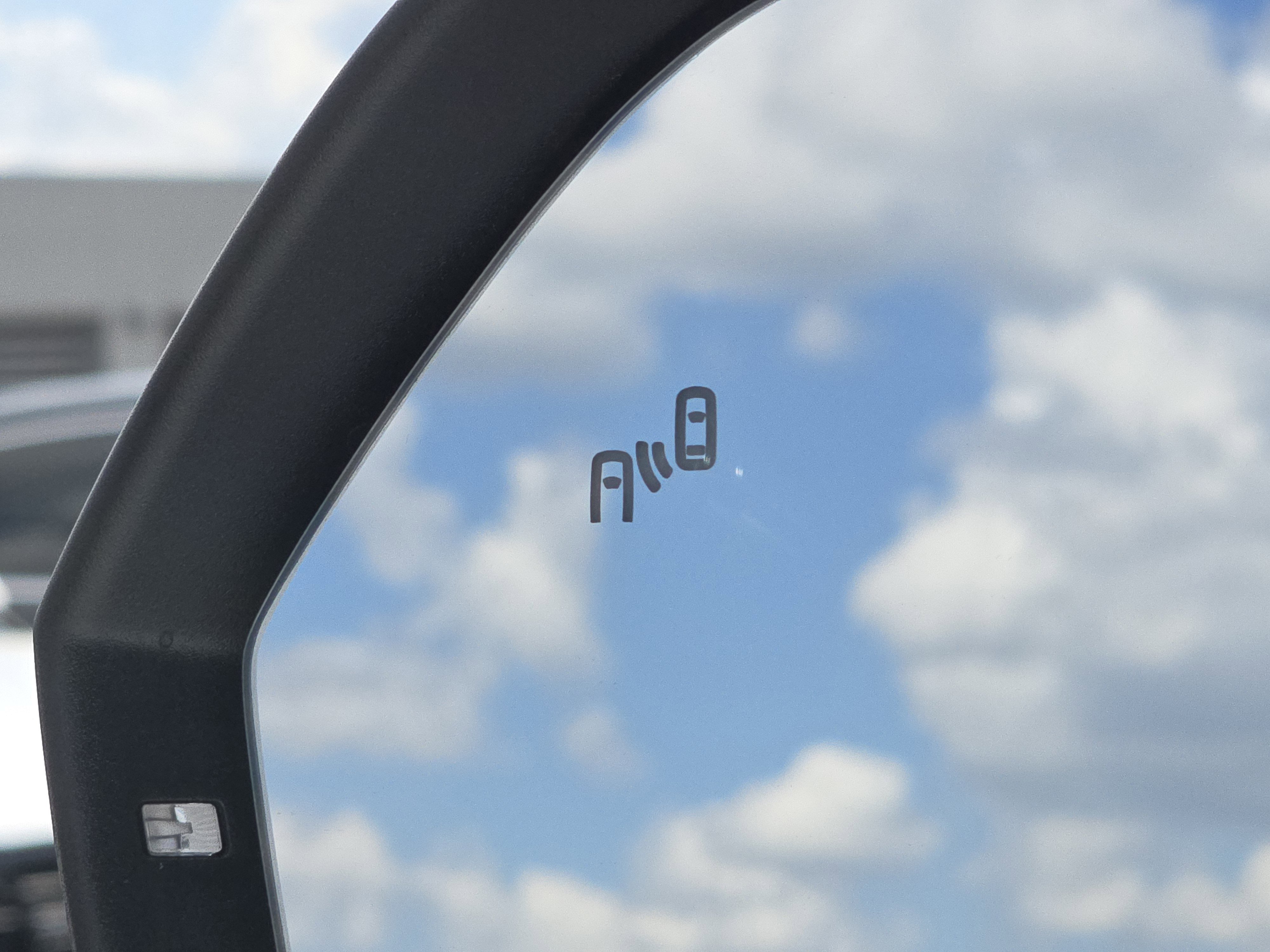 New 2026 Volkswagen Atlas SE image 22