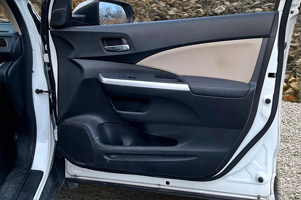 Used 2016 Honda CR-V Touring image 21