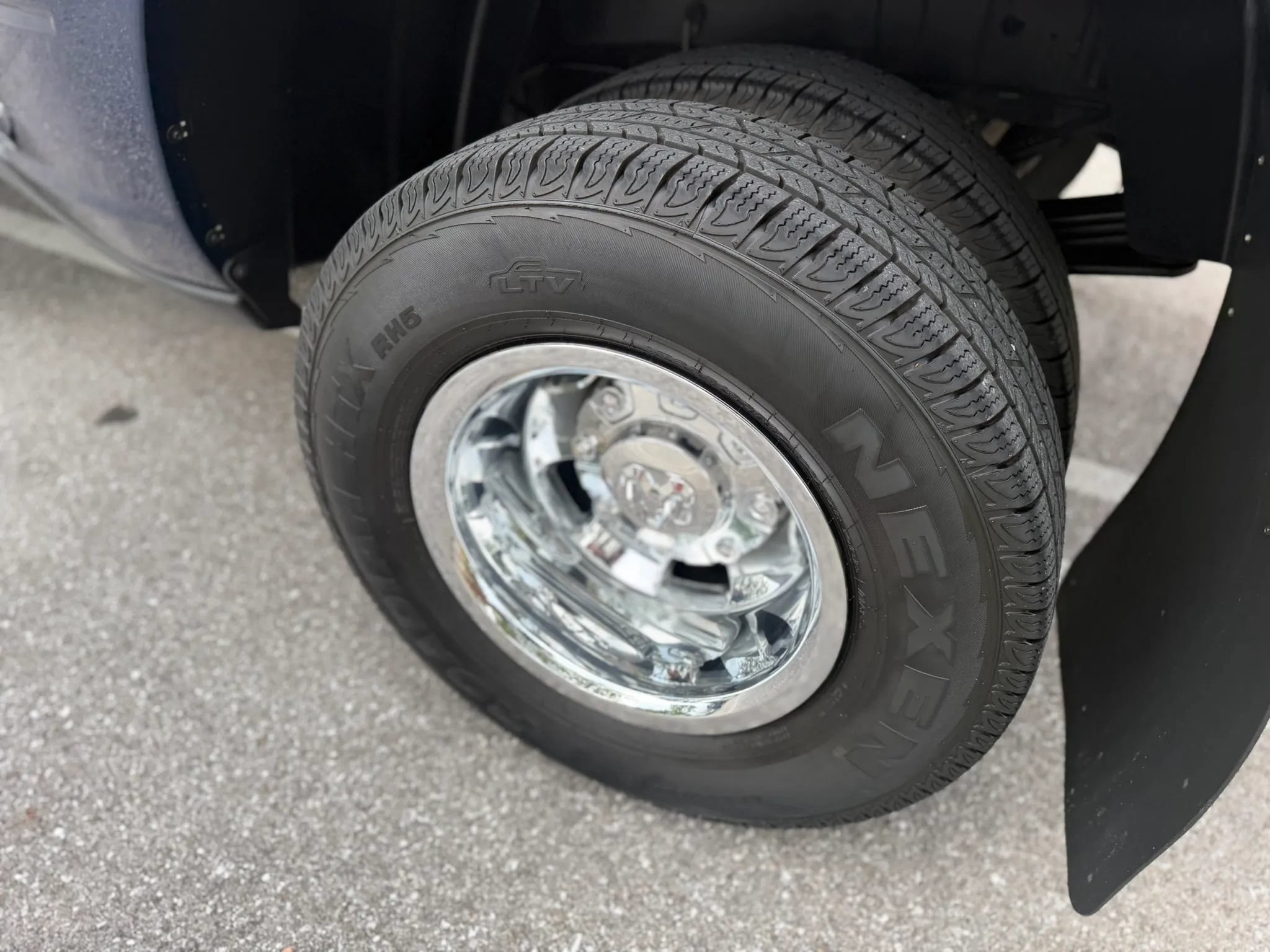 Used 2024 RAM 3500 Lone Star AWD/4WD image 23