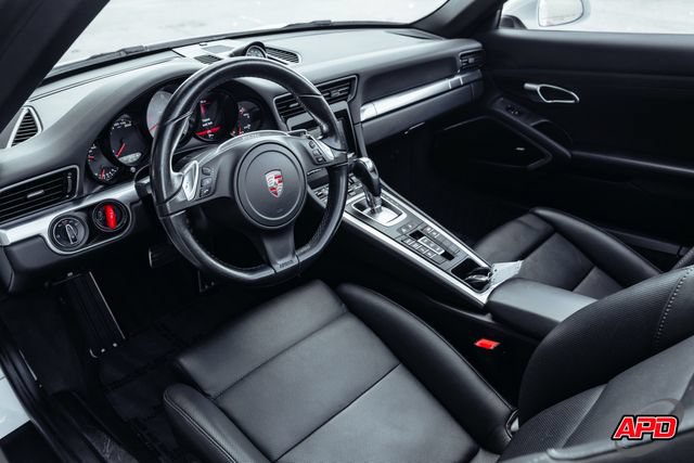 Used 2015 Porsche 911 Carrera 4S AWD/4WD image 2