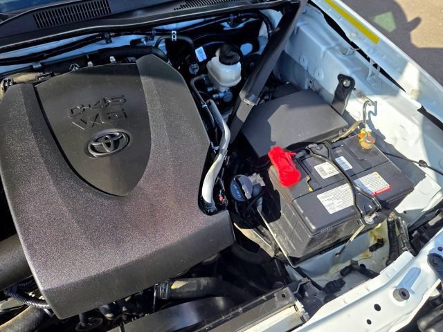 Used 2023 Toyota Tacoma SR AWD/4WD image 40