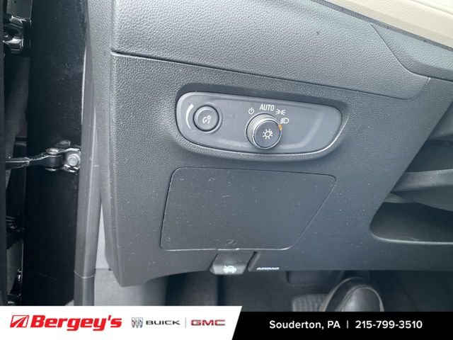 Used 2024 Buick Encore GX Preferred FWD image 21