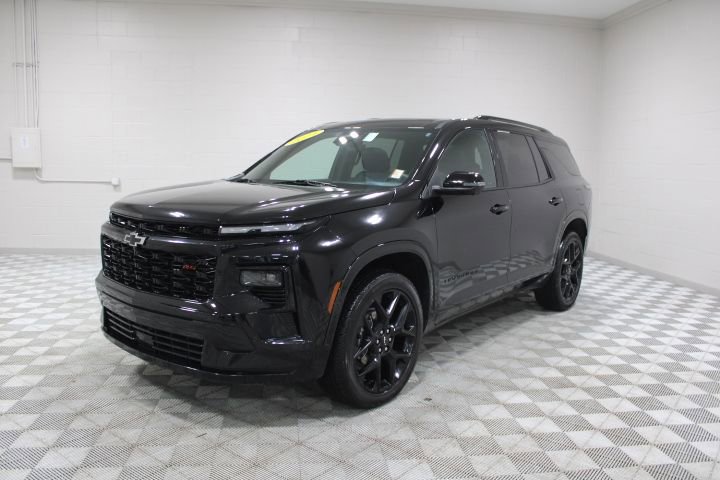 Used 2024 Chevrolet Traverse RS w/ LPO, Floor Liner Package image 7