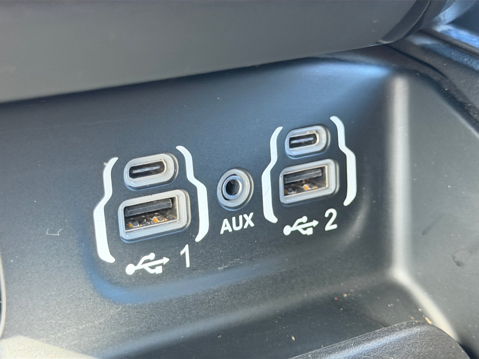Used 2023 RAM 2500 Laramie AWD/4WD image 14
