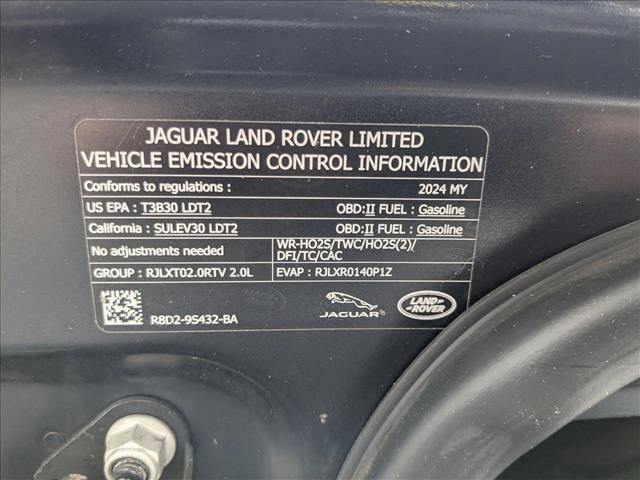 Certified 2024 Land Rover Discovery Sport Dynamic SE image 26