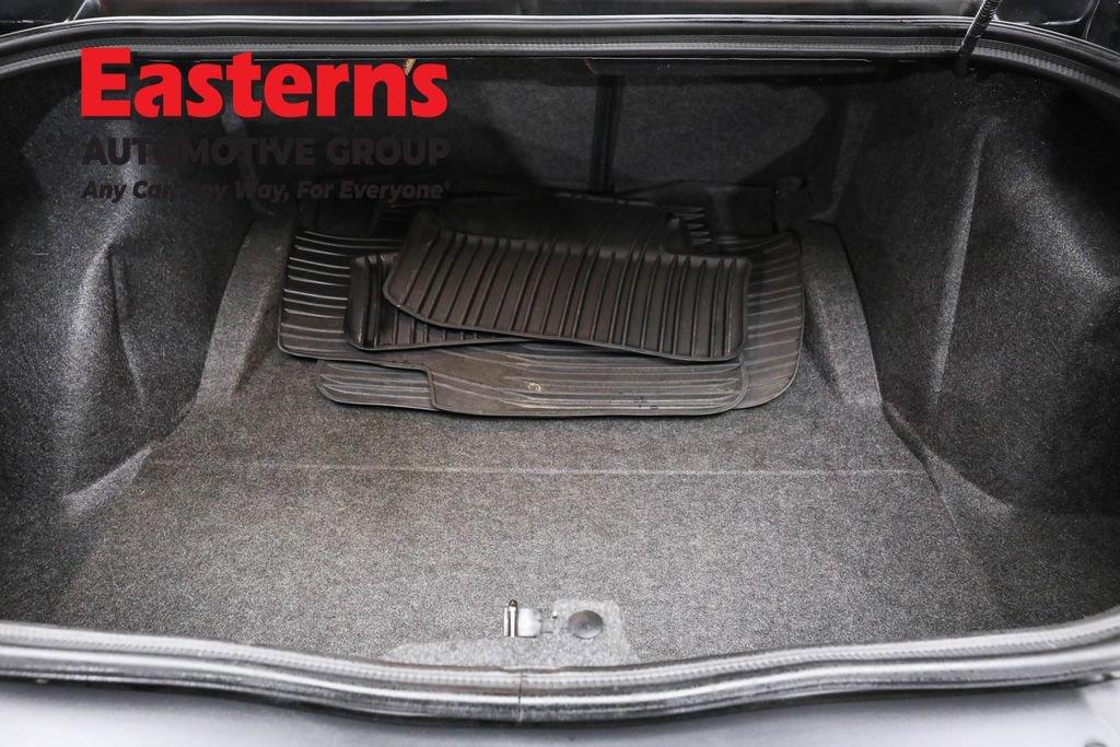 Used 2021 Dodge Challenger R/T Scat Pack RWD image 9