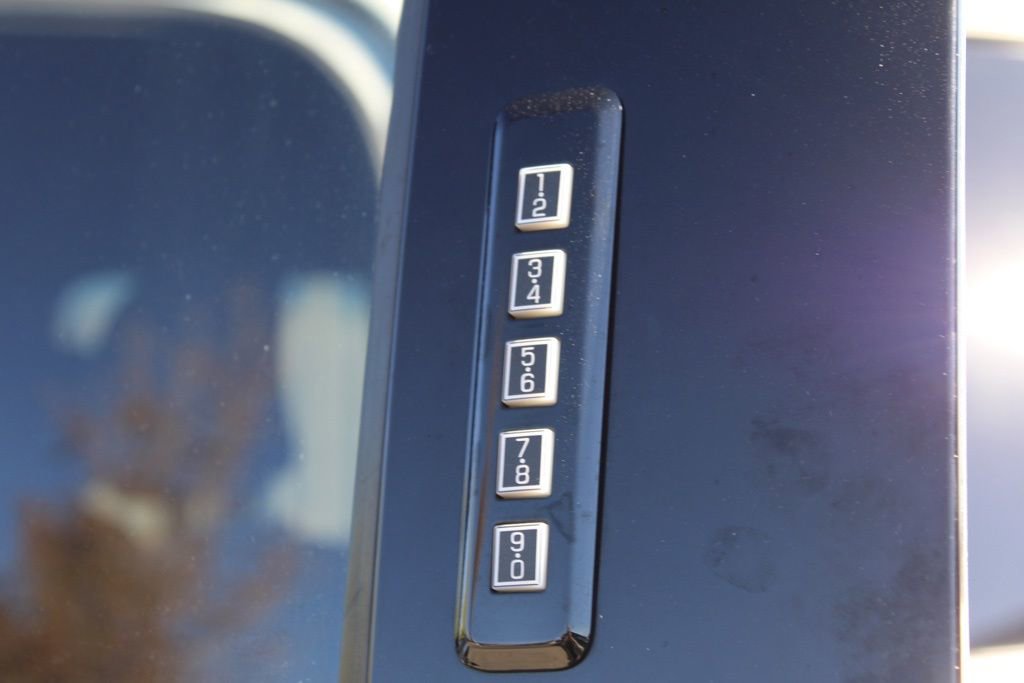 Used 2016 Ford F150 XLT w/ Equipment Group 302A Luxury image 15