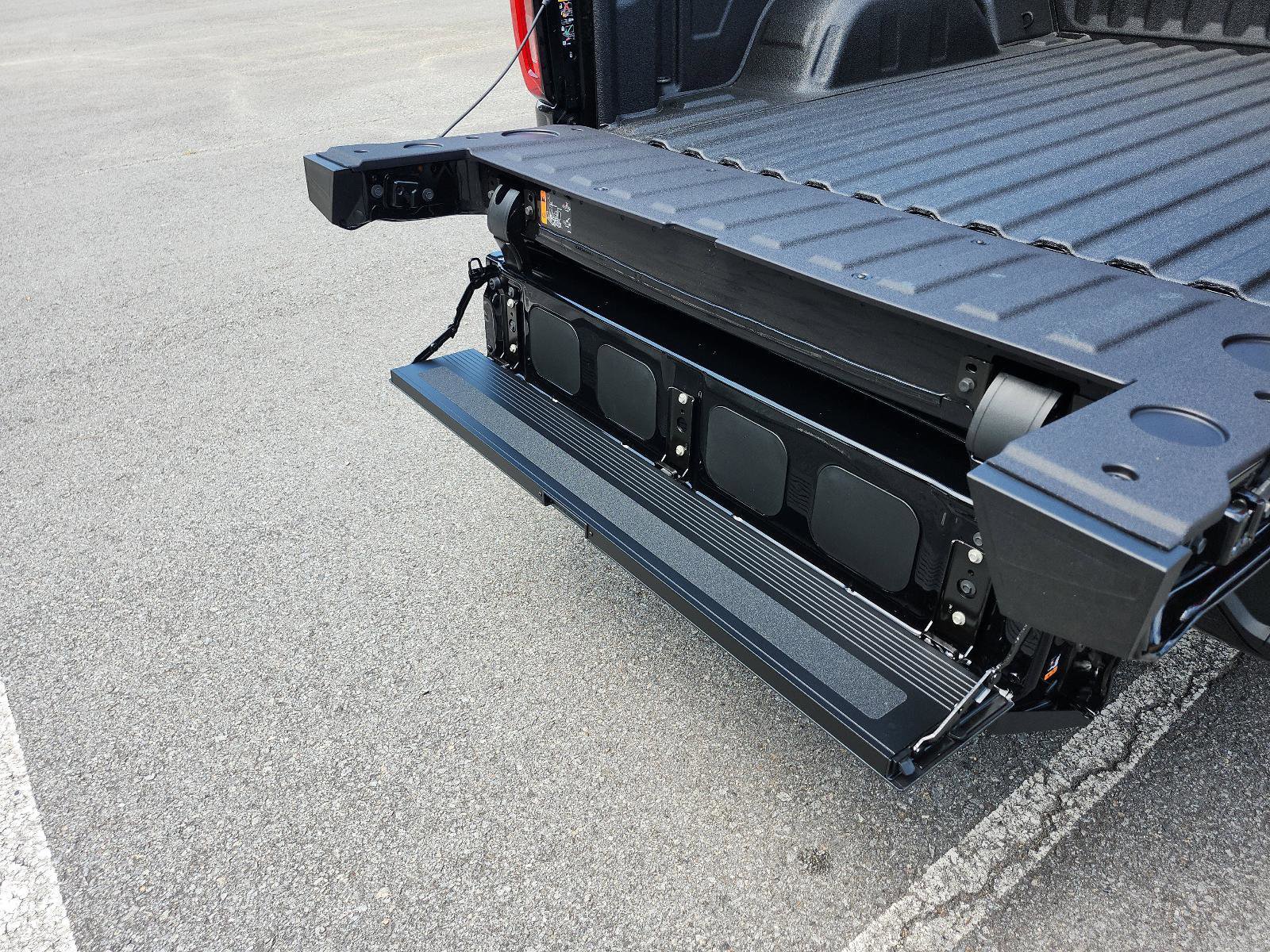 New 2026 GMC Sierra 1500 AT4 w/ AT4 Premium Package image 10