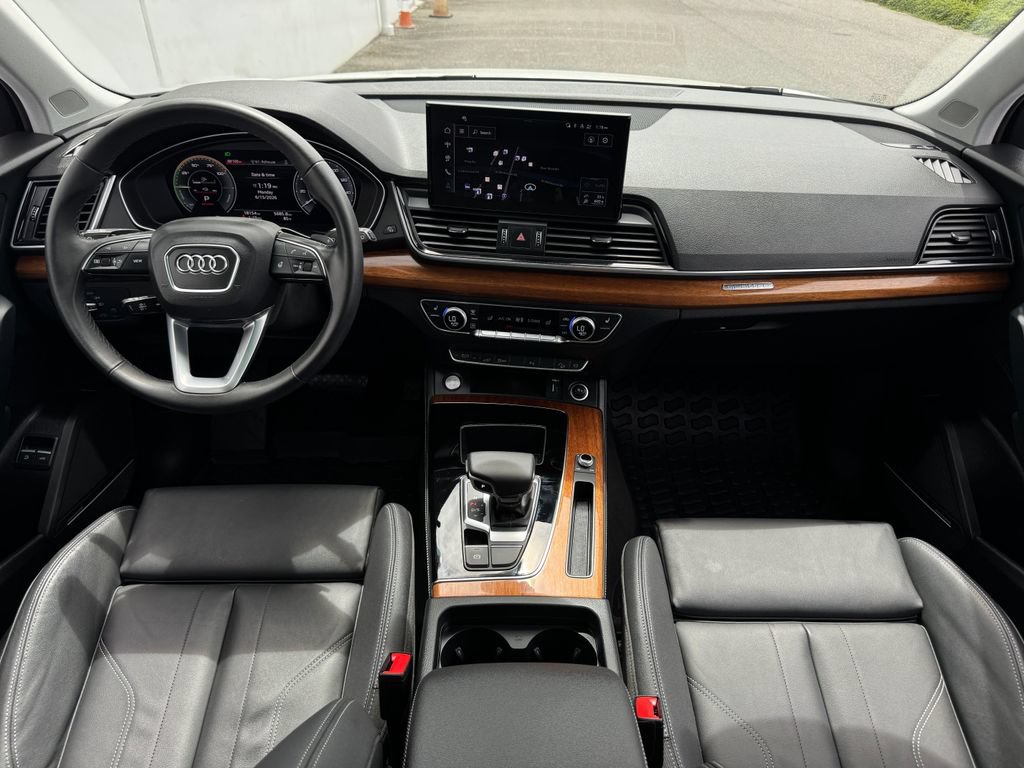 Used 2024 Audi Q5 e Premium Plus AWD/4WD image 12