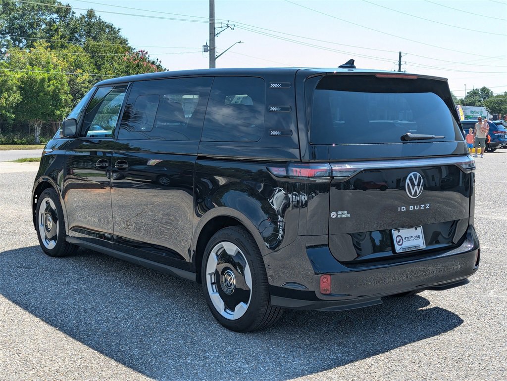 New 2025 Volkswagen ID. Buzz Pro S image 5