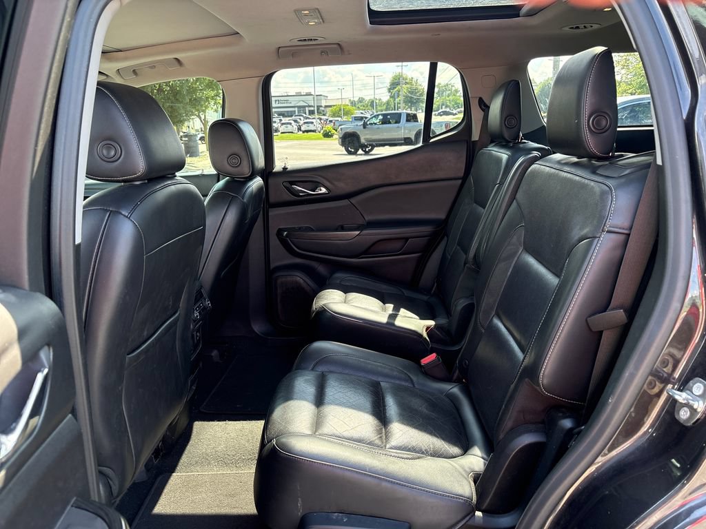Used 2018 GMC Acadia SLT FWD image 13