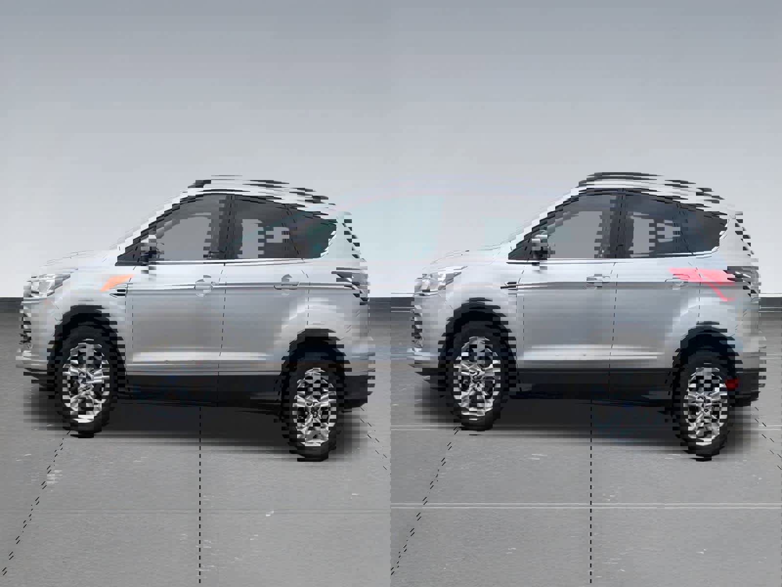 Used 2015 Ford Escape SE w/ Equipment Group 201A image 3