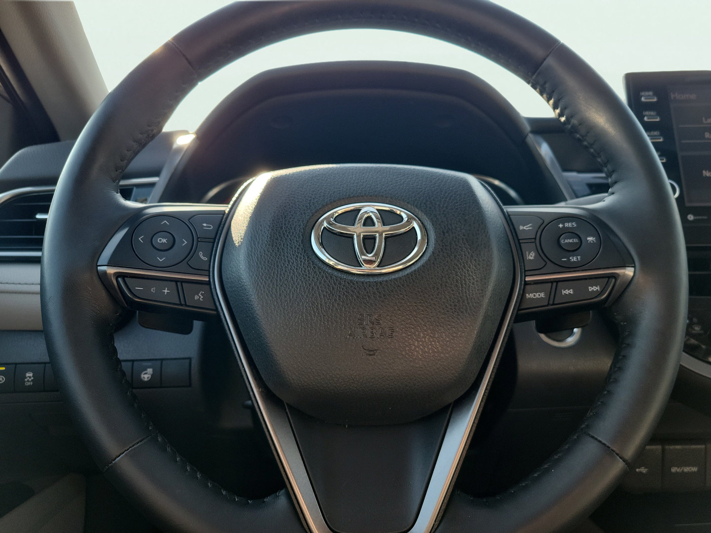 Used 2022 Toyota Camry XSE AWD/4WD image 24