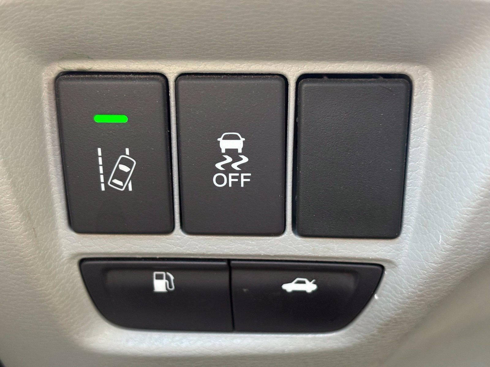 Used 2016 Acura TLX w/ Technology Package FWD image 15