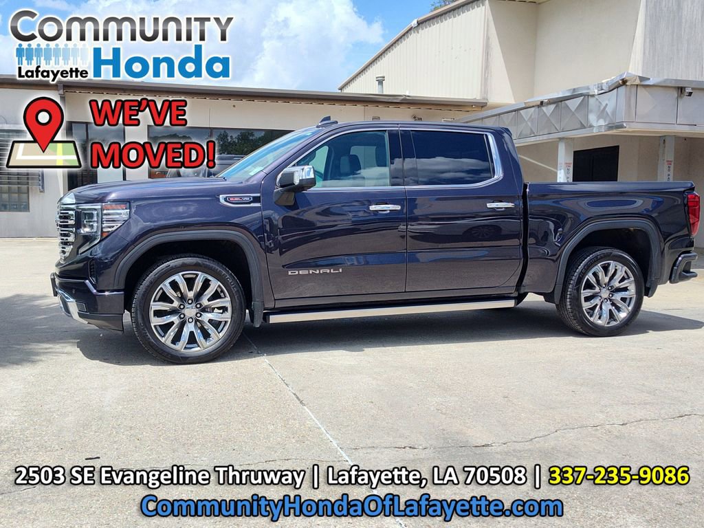 Used 2023 GMC Sierra 1500 Denali w/ Denali Reserve Package AWD/4WD image 3
