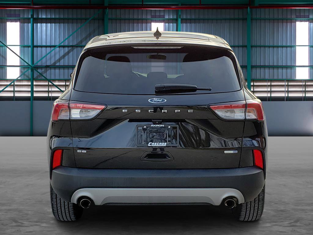 Used 2020 Ford Escape SE image 4