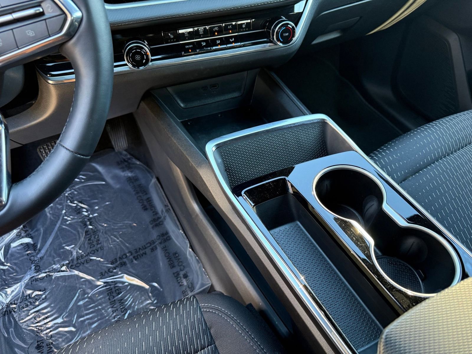 Used 2025 Chevrolet Equinox LT image 41