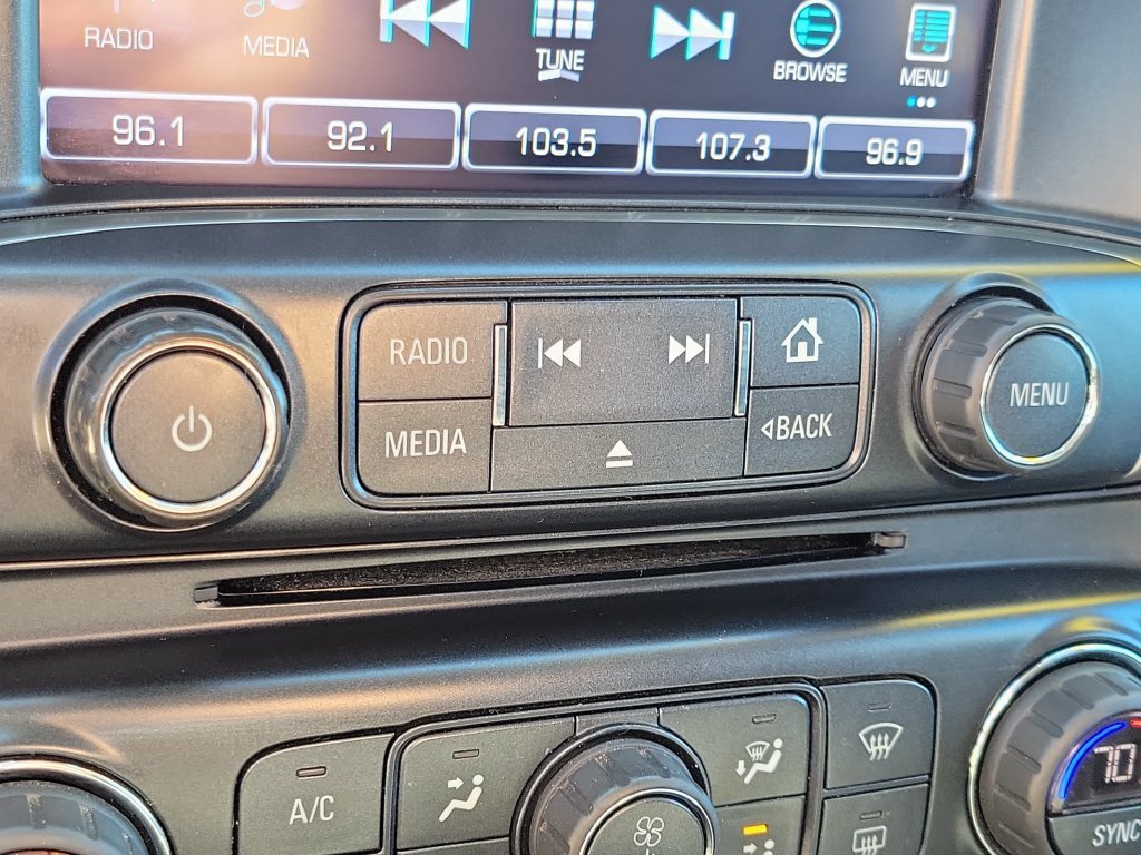 Used 2018 Chevrolet Silverado 1500 LT w/ All Star Edition AWD/4WD image 28
