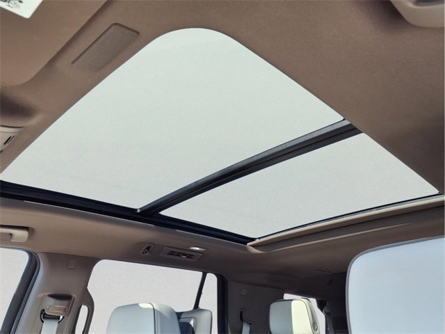 New 2026 GMC Yukon Denali w/ Denali Reserve Package image 18