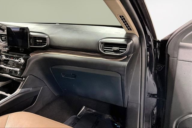 Used 2023 Ford Explorer Limited image 27