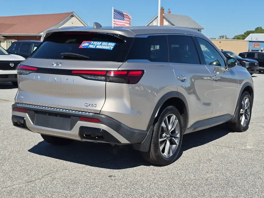 Used 2023 INFINITI QX60 Luxe w/ Cargo Package AWD/4WD image 3