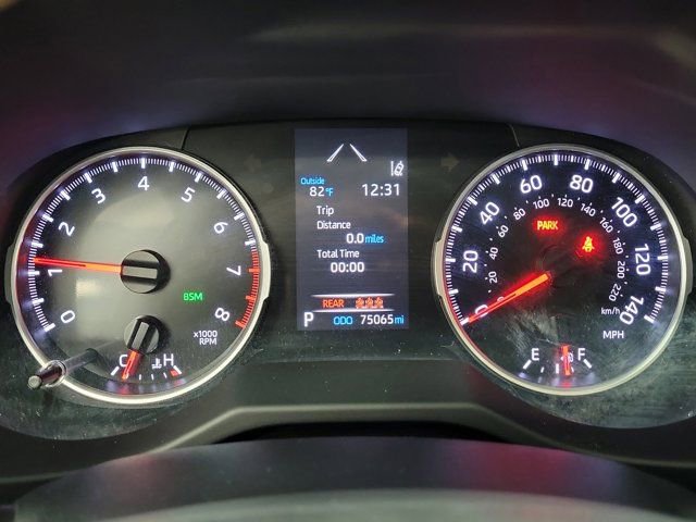 Used 2021 Toyota RAV4 XLE FWD image 25