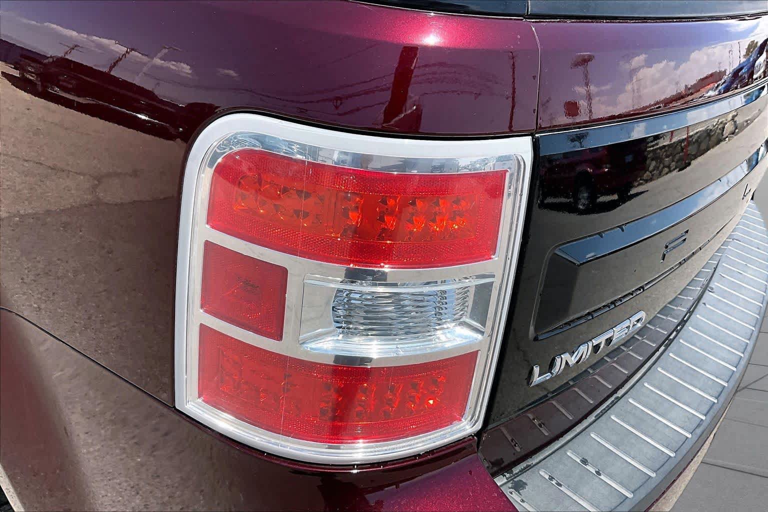 Used 2017 Ford Flex Limited w/ Equipment Group 303A AWD/4WD image 29