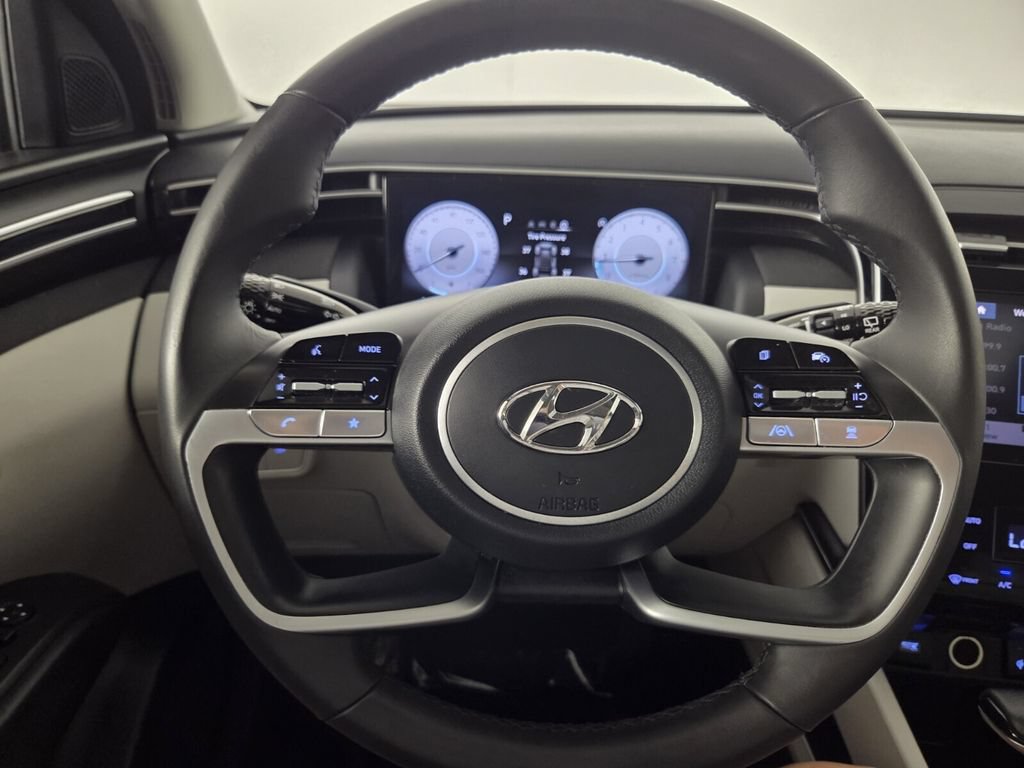Used 2023 Hyundai Tucson SEL w/ Convenience Package FWD image 16