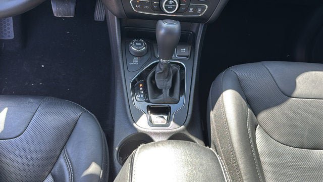 Used 2019 Jeep Cherokee Limited AWD/4WD image 22