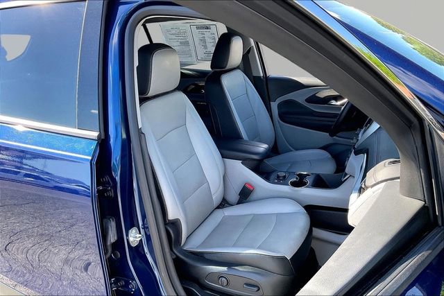 Used 2023 GMC Terrain SLT w/ LPO, Floor Liner Package FWD image 19