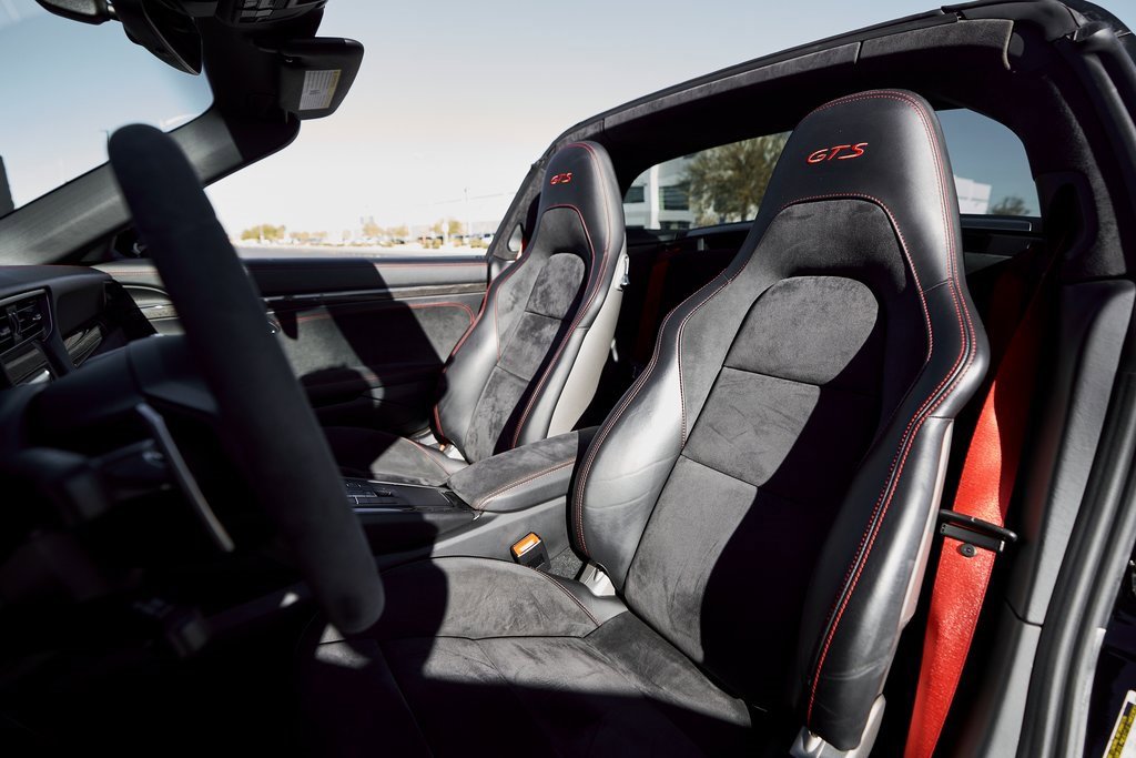 Used 2019 Porsche 911 Targa 4 GTS image 40