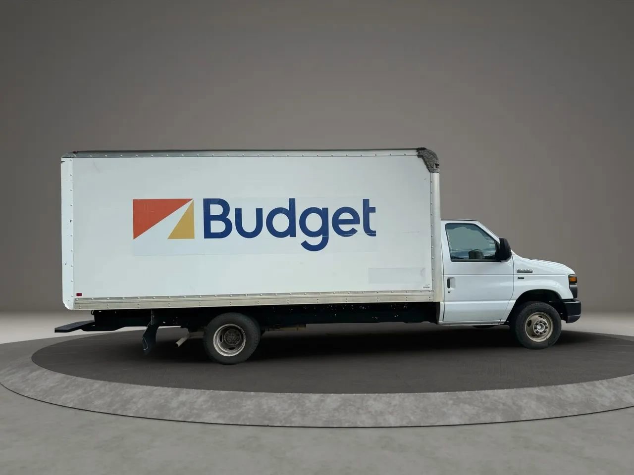 Used 2016 Ford E-350 and Econoline 350 Super Duty image 5