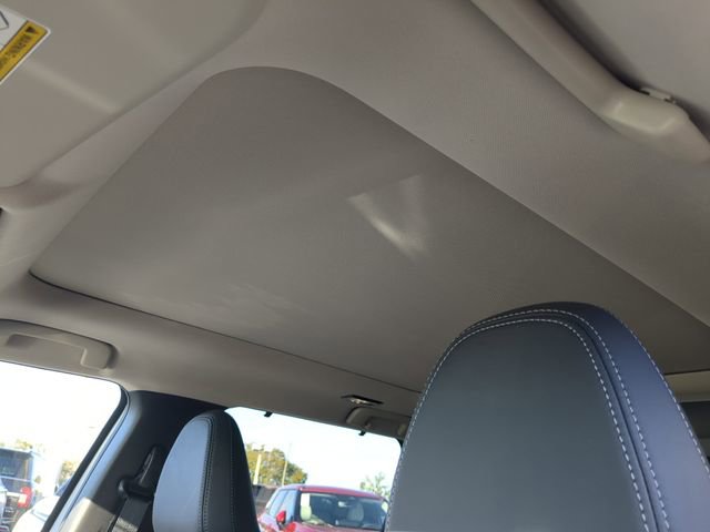 New 2026 Mitsubishi Outlander SEL FWD image 24