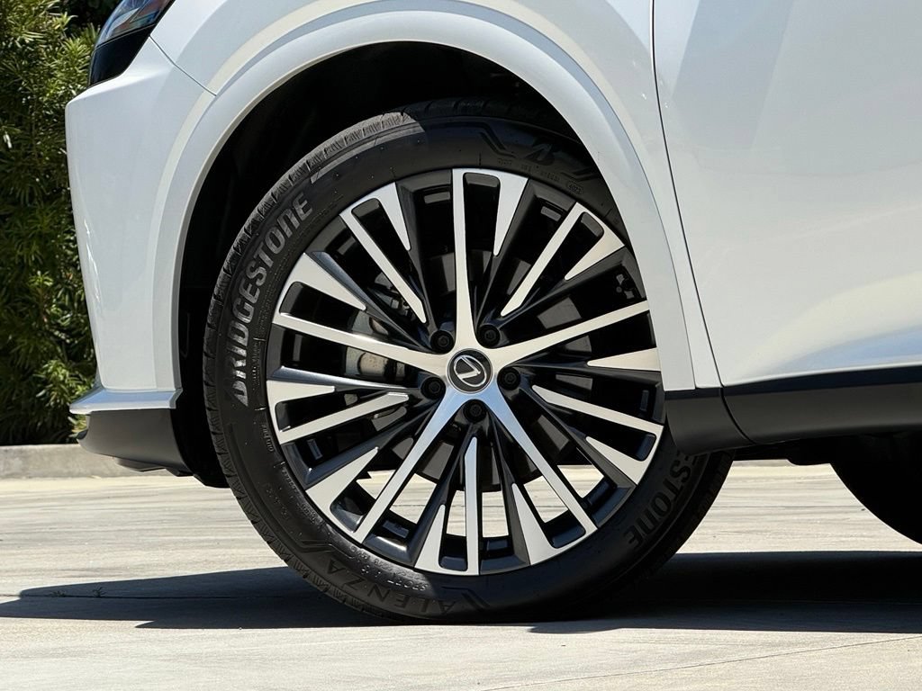 Certified 2024 Lexus RX 350 Premium w/ Cold Area Package FWD image 10