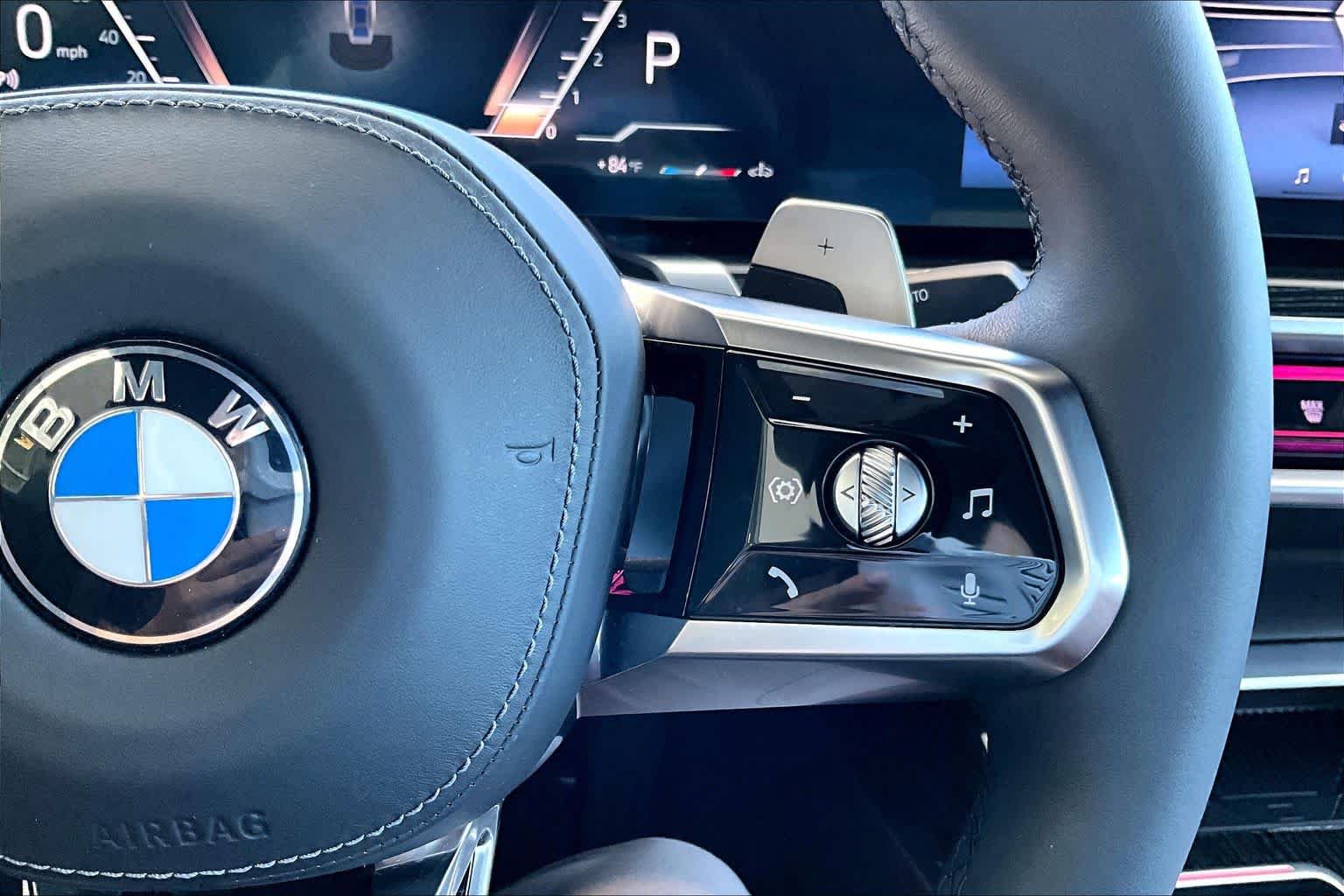 Used 2026 BMW 740i RWD image 17