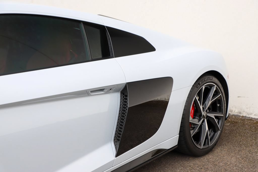 Used 2023 Audi R8 V10 performance RWD image 38