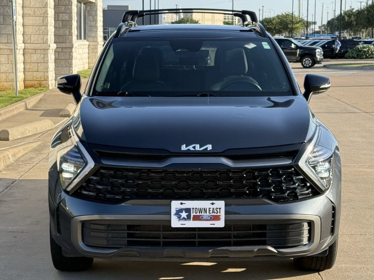 Used 2024 Kia Sportage X-Line w/ X-Line Premium Package AWD/4WD image 8
