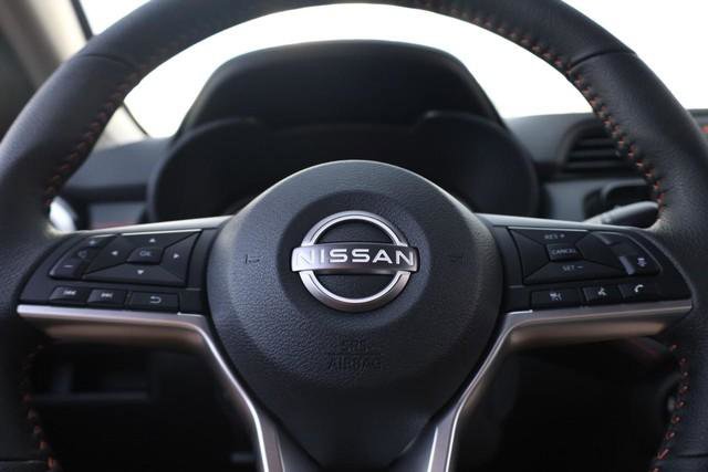 New 2025 Nissan Versa SR w/ Trunk Package image 9