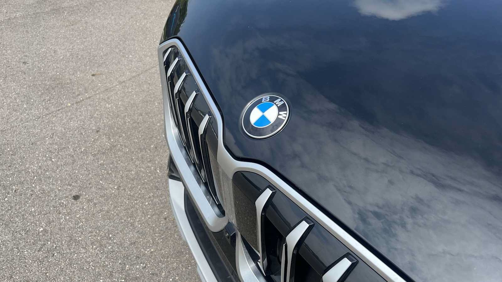 Used 2026 BMW X1 xDrive28i w/ Technology Package AWD/4WD image 23