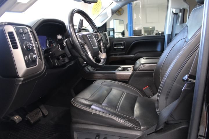 Used 2019 GMC Sierra 2500 Denali w/ LPO, Protection Package AWD/4WD image 14