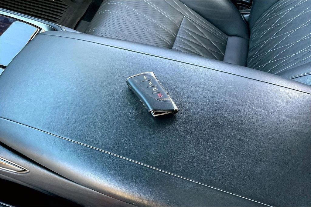 Used 2019 Lexus LS 500 AWD w/ Interior Upgrade Package image 35