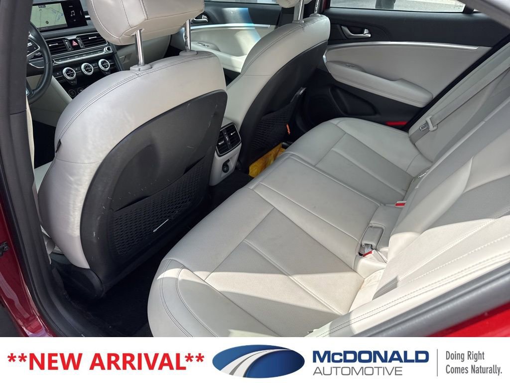 Used 2023 Genesis G70 2.0T AWD/4WD image 14