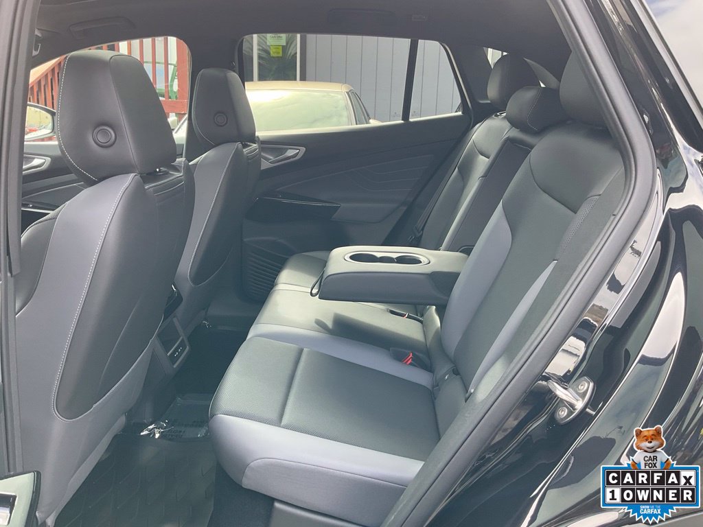 Used 2023 Volkswagen ID.4 Pro S AWD/4WD image 32