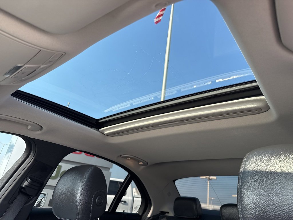 Used 2019 Mercedes-Benz C 300 Sedan image 27