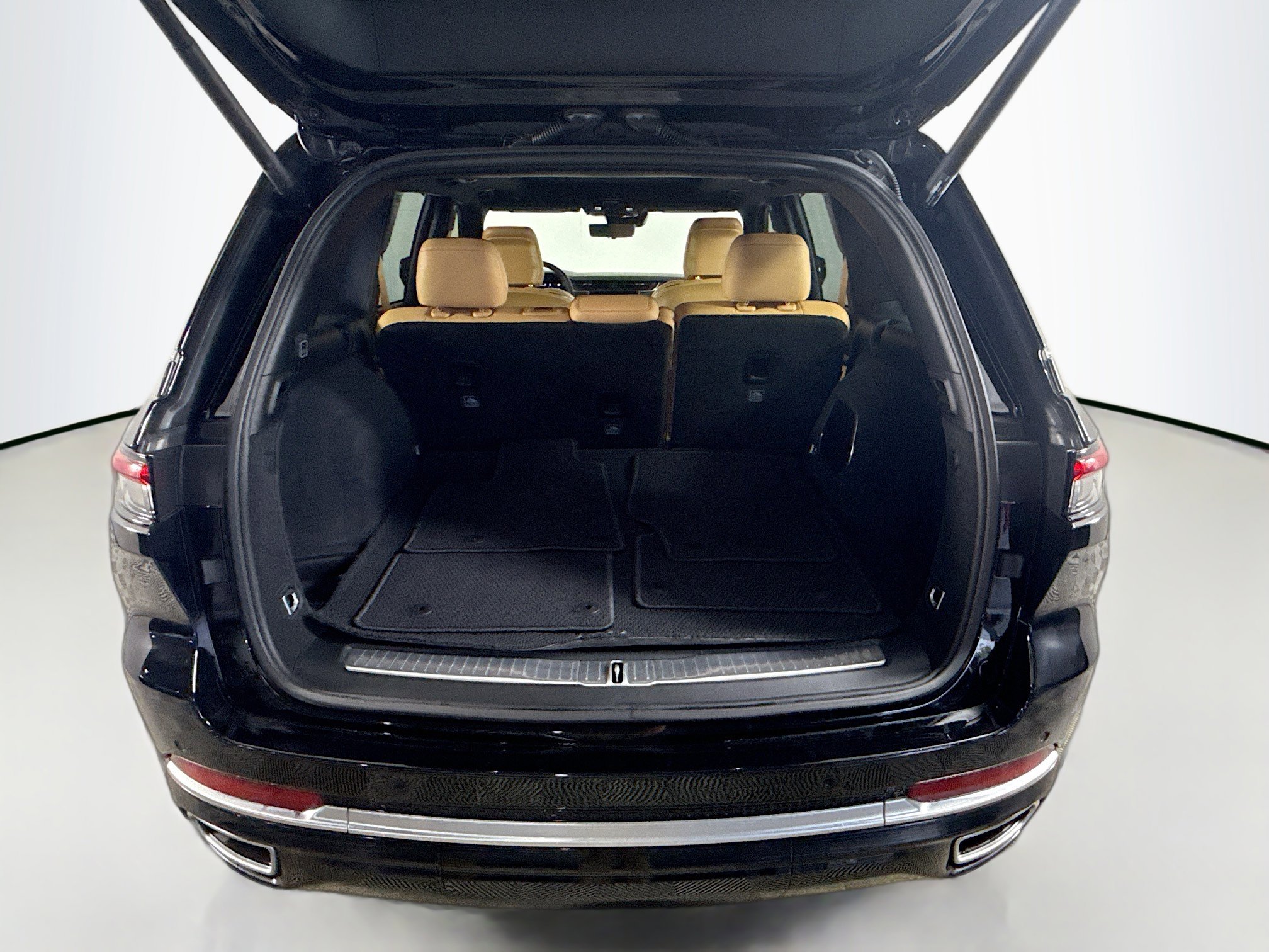 Used 2024 Jeep Grand Cherokee Summit w/ Adv Protech Group IV image 35