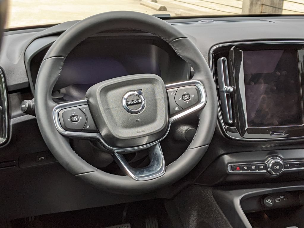 Certified 2023 Volvo XC40 Recharge Plus w/ Protection Package Premier AWD/4WD image 14